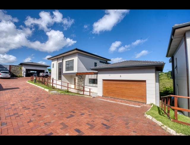 3 BEDROOM DUPLEX FOR SALE IN PALM LAKES ESTATE